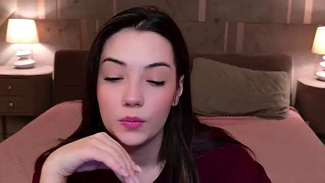 Alice Deleon online show from April 2026 11:00:01 AM