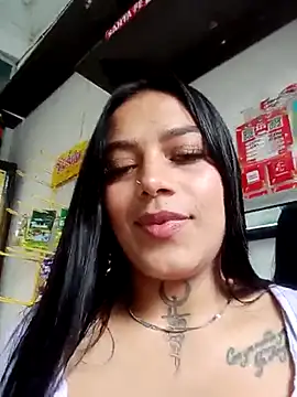 Emily sharlot online show from February 2025 07:30:02 PM