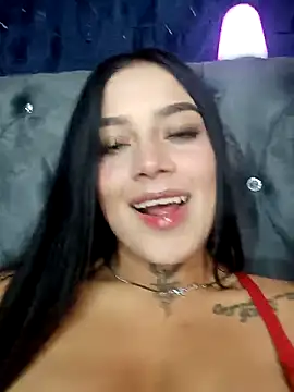 Emily sharlot online show from March 2025 06:14:01 PM