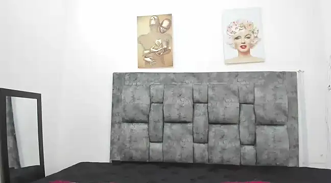 Chloe diamondss online show from March 2025 06:42:02 AM