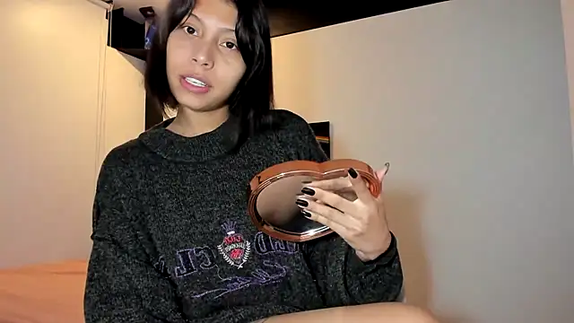 Snapshot of sweet_Amy0 chatting on October 2025 11:24:02 PM sweet Amy0 online show from October 2025 11:24:02 PM