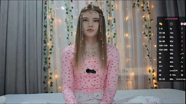 CarolinePepper online show from January 2026 01:57:02 PM