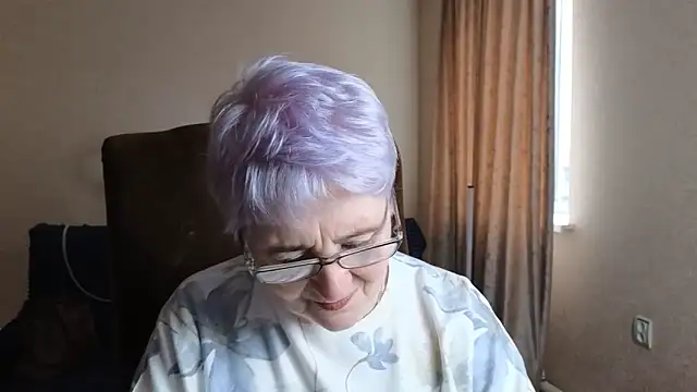 Sandra Snowflake online show from April 2026 03:56:01 AM