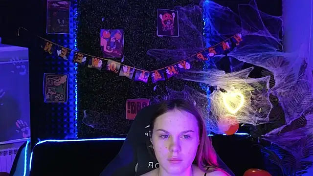 Dyna bae online show from October 2025 02:03:02 AM