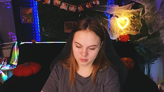 Dyna bae online show from October 2025 01:51:02 AM