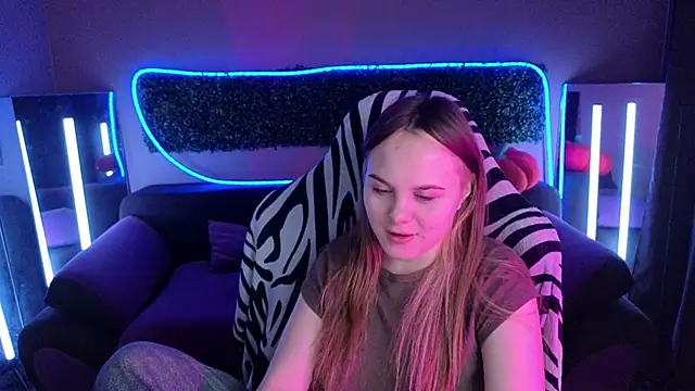 Dyna bae online show from November 2025 02:22:02 AM