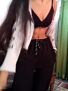 Snapshot of yourslady_ chatting on February 2025 06:22:01 AM yourslady  online show from February 2025 06:22:01 AM