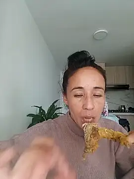 Coeur de luxure online show from November 2025 06:18:01 PM