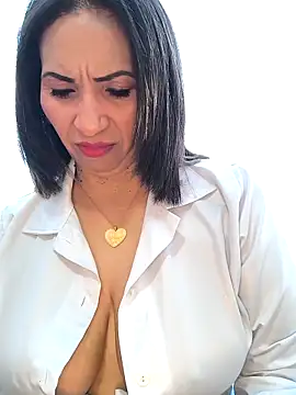 Mrsvictoriaaa online show from September 2025 08:10:01 PM