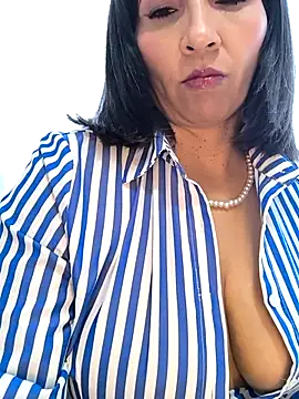 Snapshot of Mrsvictoriaaa chatting on January 2026 07:50:02 PM Mrsvictoriaaa online show from January 2026 07:50:02 PM