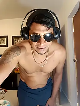 Snapshot of Odin-2121 chatting on February 2025 11:04:02 PM Odin-2121 online show from February 2025 11:04:02 PM