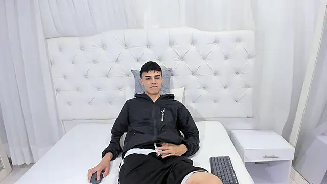 frank jhonsson online show from January 2026 02:11:01 PM