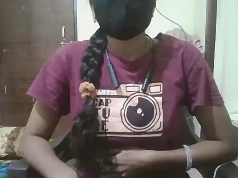 Snapshot of cutee_telugu chatting on November 2025 02:50:02 PM cutee telugu online show from November 2025 02:50:02 PM