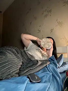 Snapshot of Naughtbaby_2025 chatting on November 2025 03:39:01 AM Naughtbaby 2025 online show from November 2025 03:39:01 AM