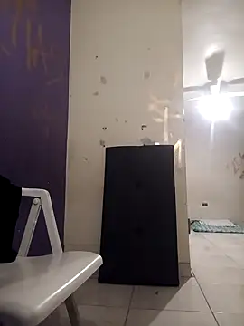 LeonRoots online show from October 2025 06:59:01 AM