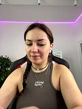 AshleySkott  online show from October 2025 08:23:02 AM