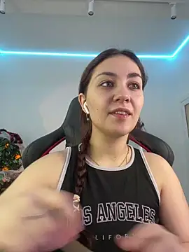 AshleySkott  online show from November 2025 08:37:02 AM