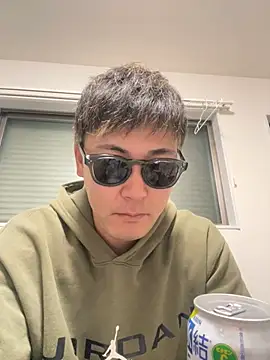 Snapshot of pierrot_0202 chatting on March 2025 03:56:01 PM pierrot 0202 online show from March 2025 03:56:01 PM