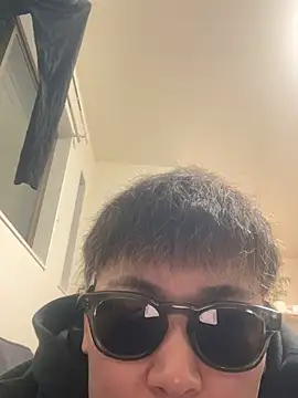 Snapshot of pierrot_0202 chatting on March 2025 12:35:02 PM pierrot 0202 online show from March 2025 12:35:02 PM