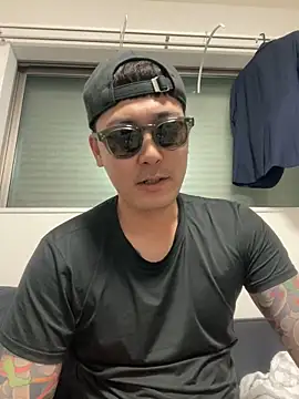 Snapshot of pierrot_0202 chatting on March 2025 10:39:01 AM pierrot 0202 online show from March 2025 10:39:01 AM