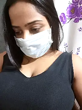 COZY ROZI online show from November 2025 06:20:01 PM