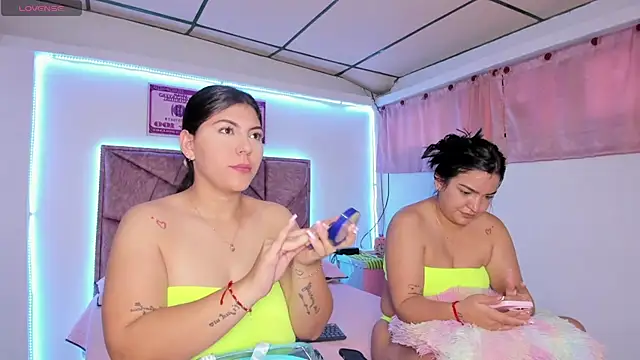 Snapshot of Cristal_Smith20 chatting on December 2025 12:56:01 PM Cristal Smith20 online show from December 2025 12:56:01 PM