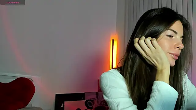 Snapshot of Andrea_tasty chatting on May 2026 06:09:01 PM Andrea tasty online show from May 2026 06:09:01 PM