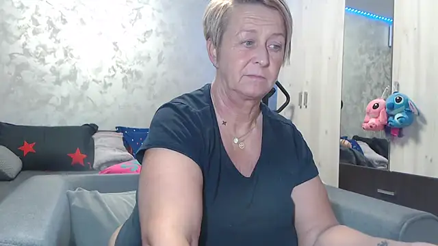 RosesandLillies online show from March 2026 05:52:02 PM