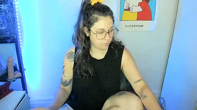Rosiee69  online show from June 2026 02:21:02 PM
