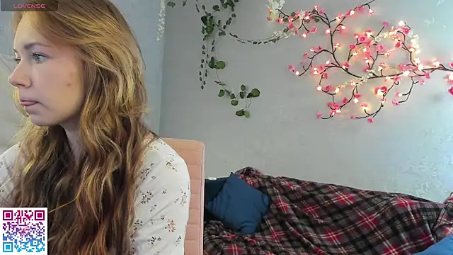 boozekirs  online show from October 2025 03:07:02 AM