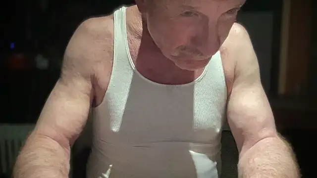 DominantDong online show from March 2025 02:36:01 AM