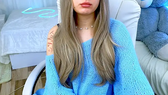 Snapshot of baby_debbie chatting on March 2025 12:31:02 AM baby debbie online show from March 2025 12:31:02 AM