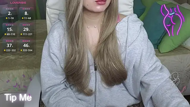 Snapshot of baby_debbie chatting on March 2025 06:34:01 PM baby debbie online show from March 2025 06:34:01 PM