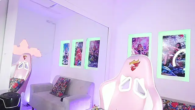 SaharaKramer online show from March 2025 10:24:02 PM