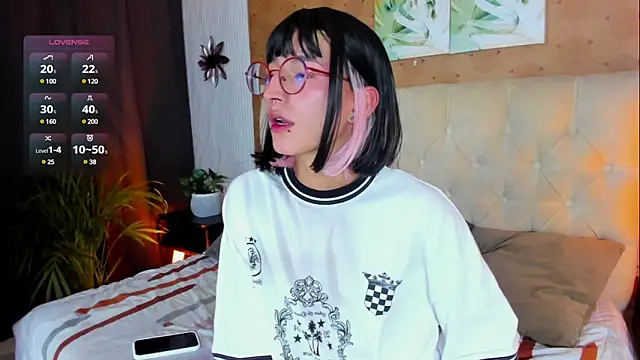 Snapshot of iiangel_ chatting on March 2025 04:01:01 AM iiangel online show from March 2025 04:01:01 AM