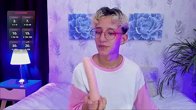 Snapshot of iiangel_ chatting on March 2025 09:27:01 AM iiangel online show from March 2025 09:27:01 AM