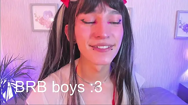 Snapshot of iiangel_ chatting on March 2025 06:35:02 AM iiangel online show from March 2025 06:35:02 AM