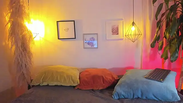 Snapshot of iiangel_ chatting on October 2025 03:48:02 AM iiangel online show from October 2025 03:48:02 AM