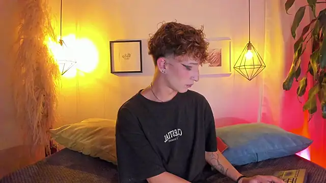 Snapshot of iiangel_ chatting on October 2025 03:38:01 AM iiangel online show from October 2025 03:38:01 AM