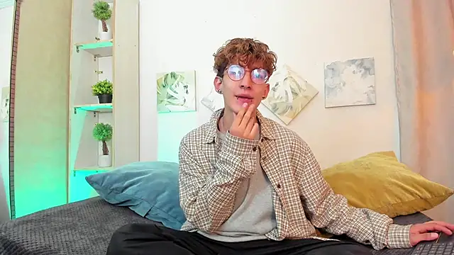 Snapshot of iiangel_ chatting on October 2025 03:08:01 AM iiangel online show from October 2025 03:08:01 AM