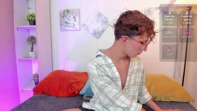 Snapshot of iiangel_ chatting on November 2025 03:52:01 AM iiangel online show from November 2025 03:52:01 AM