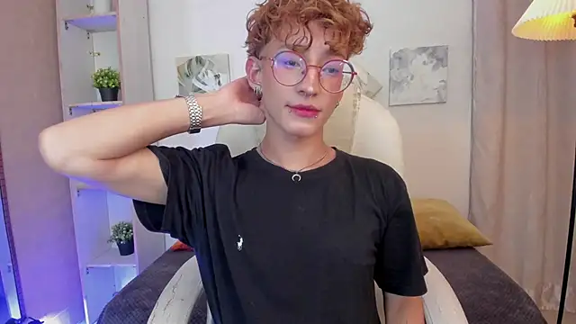 Snapshot of iiangel_ chatting on November 2025 07:55:02 AM iiangel online show from November 2025 07:55:02 AM