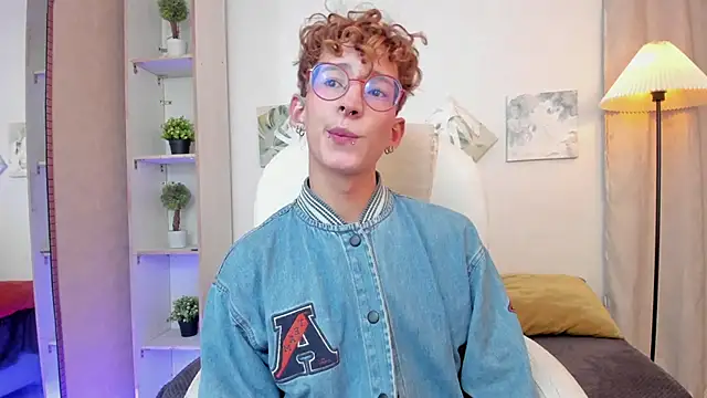 Snapshot of iiangel_ chatting on November 2025 02:59:01 AM iiangel online show from November 2025 02:59:01 AM