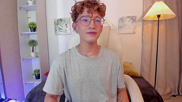 Snapshot of iiangel_ chatting on December 2025 03:56:01 AM iiangel online show from December 2025 03:56:01 AM