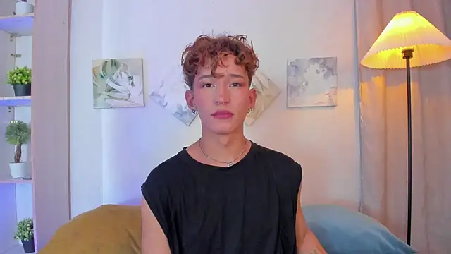 Snapshot of iiangel_ chatting on December 2025 03:14:02 AM iiangel online show from December 2025 03:14:02 AM