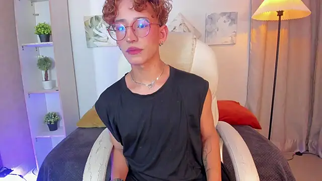 Snapshot of iiangel_ chatting on December 2025 03:16:02 AM iiangel online show from December 2025 03:16:02 AM