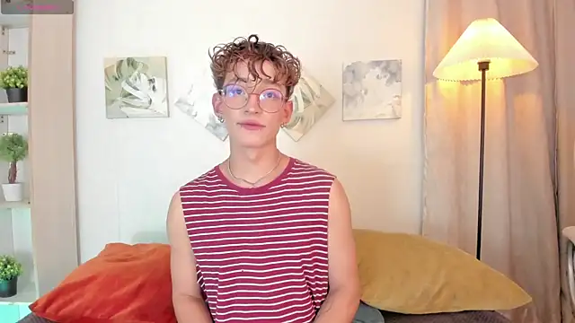 Snapshot of iiangel_ chatting on December 2025 06:18:01 AM iiangel online show from December 2025 06:18:01 AM