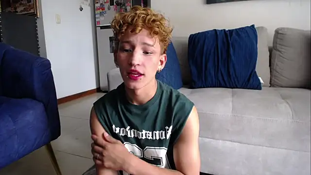 Snapshot of iiangel_ chatting on January 2026 06:54:02 PM iiangel online show from January 2026 06:54:02 PM