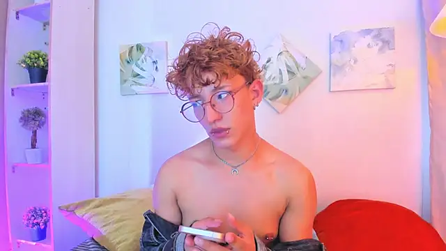 Snapshot of iiangel_ chatting on January 2026 03:39:02 PM iiangel online show from January 2026 03:39:02 PM