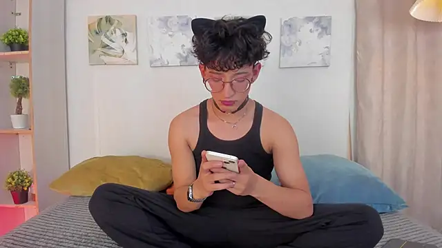 Snapshot of iiangel_ chatting on February 2026 04:42:02 AM iiangel online show from February 2026 04:42:02 AM